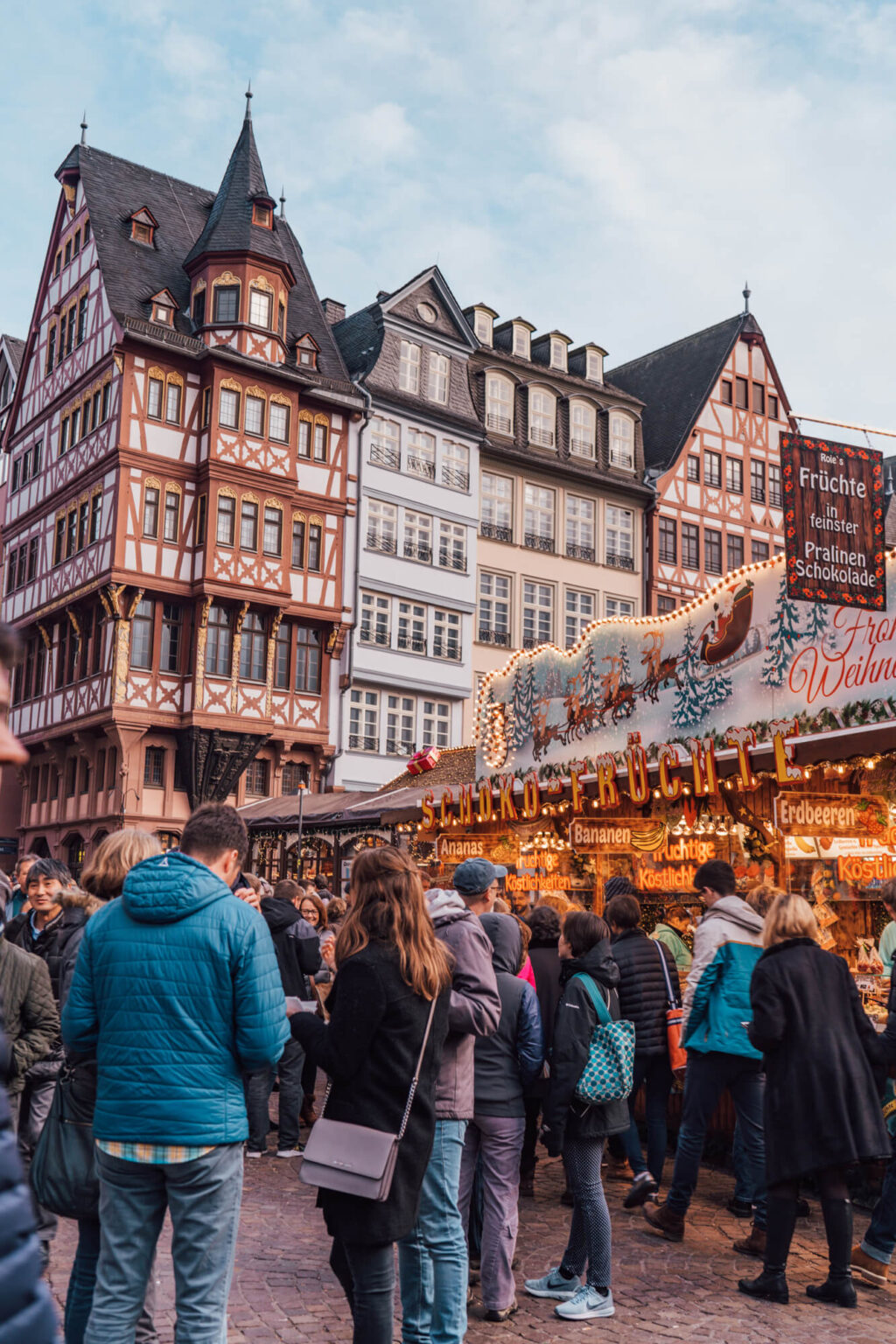 Frankfurt Christmas Markets 2024 Guide ft. Dates, Practical Tips, Etc.