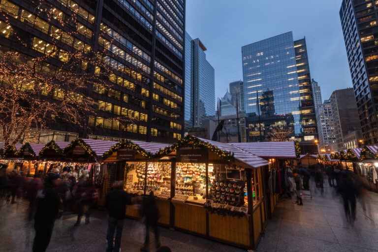 Chicago Christkindlmarket 2024 Guide ft. Dates, Practical Tips, Etc.